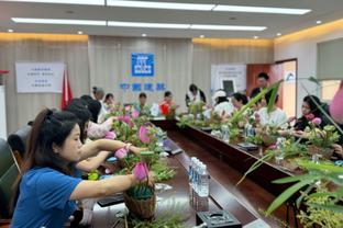 记者：拜仁知道1500万欧报价会被拒，但希望打动脆皮主动推动转会